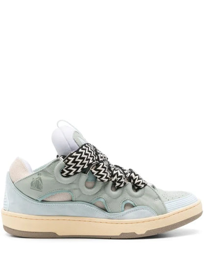 Curb Sneaker