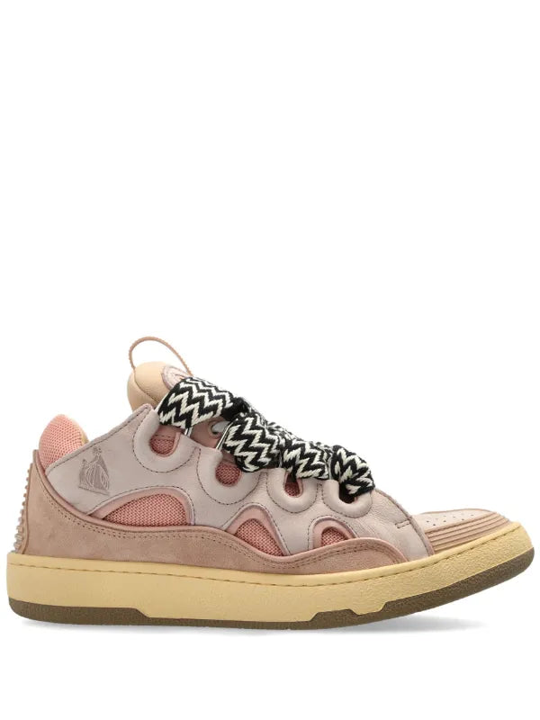 Curb Sneaker