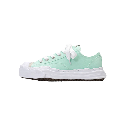 Low top Sneaker
