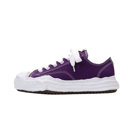Low top Sneaker